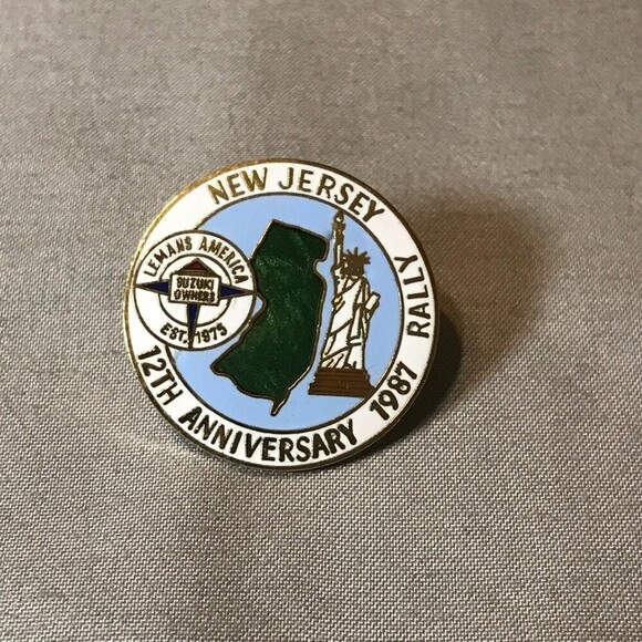 Vintage New Jersey 12th Rally 1987 Lemans America Bazuki Owners Lapel Pin - Picture 1 of 3